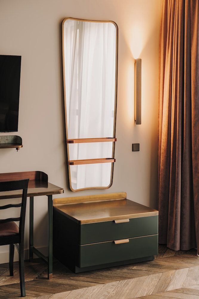 The Cyrus Hotel Superior Twin Room 6