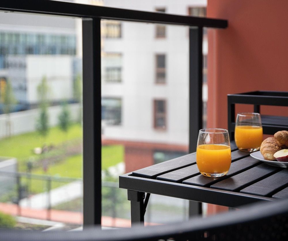 Towarowa Towers Residences Deluxe Studio, Courtyard View 7