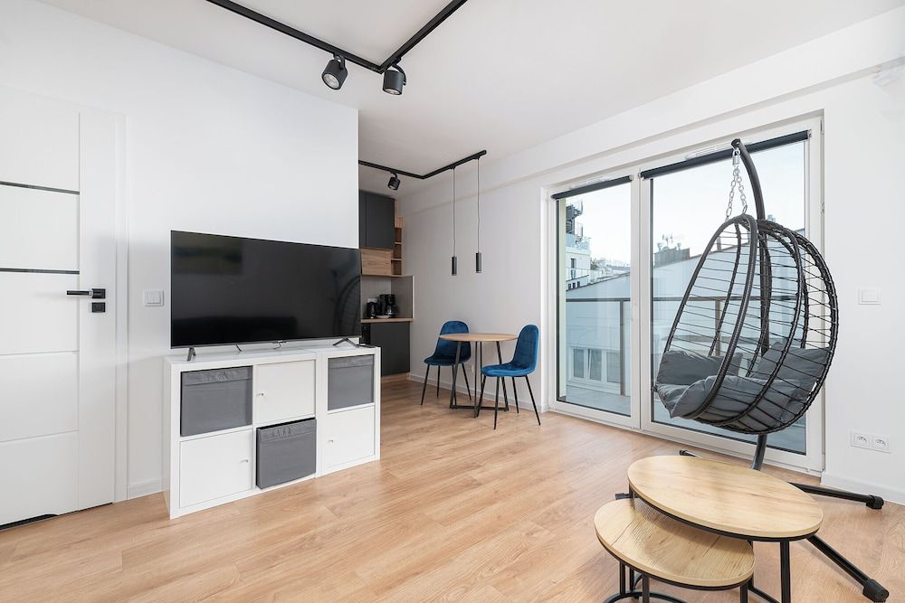 RentPlanet- Apartament Ząbkowska II