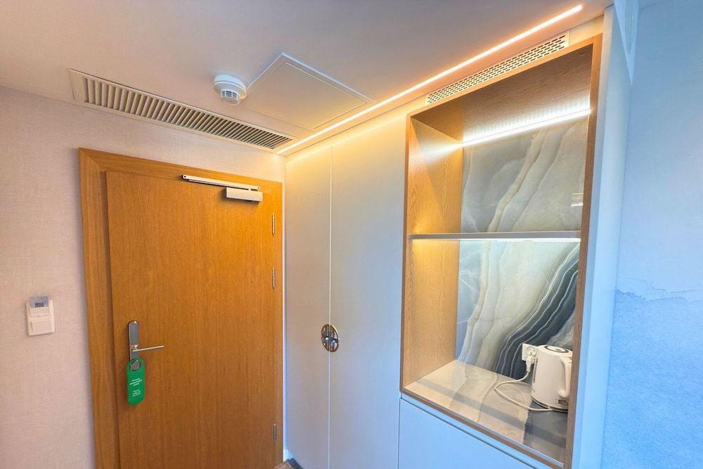 Hotel Zhong Hua Deluxe Double Room, Partial Sea View 3