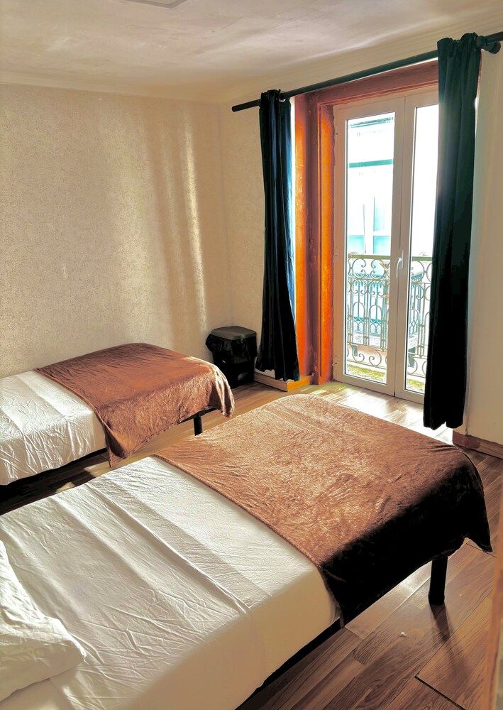 Shared Dormitory, 1 Bedroom, Balcony, City View