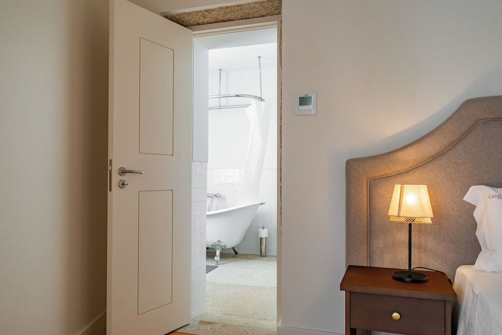 Casa Da Brêa Viana do Castelo Family Suite, Multiple Beds, Bathtub, Valley View 8
