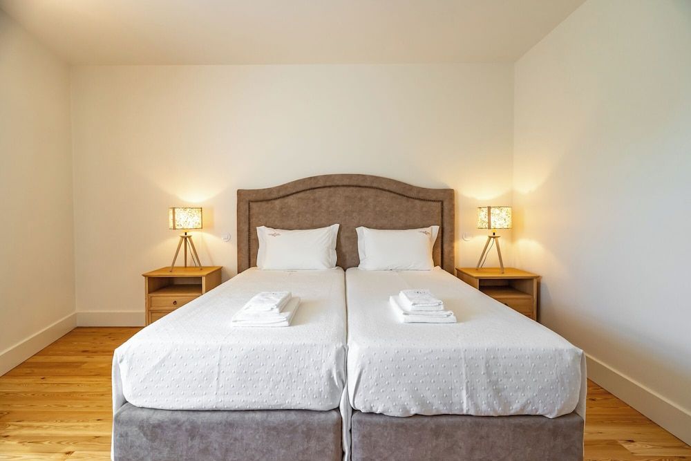 Casa Da Brêa Viana do Castelo Deluxe Suite, Private Bathroom, Pool View 3