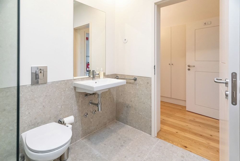 Casa Da Brêa Viana do Castelo Junior Suite, Courtyard View 11