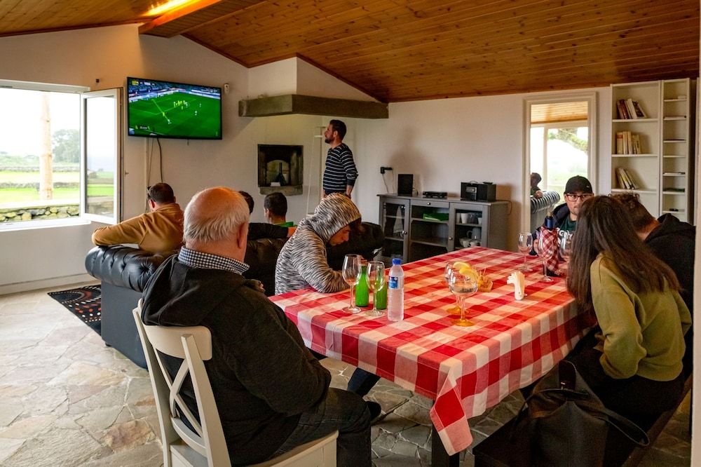 Casa dos Cal os Casa Anexos House 100
