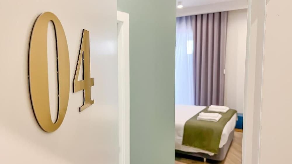 Guest House Jacarandá Faro