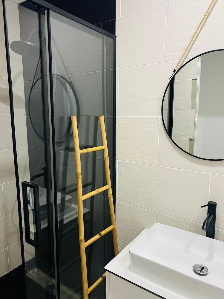 Riad'a Praia Quadruple Room, Courtyard View 13