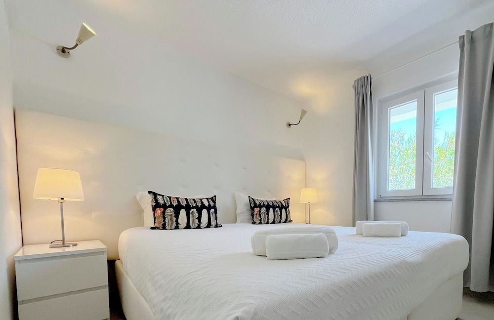 Dune Pearl Villa - Private Spa - Exclusive Pool, Sauna & Beach Access - Duna Parque Resorts & Hotels Villa, Patio, Poolside 4