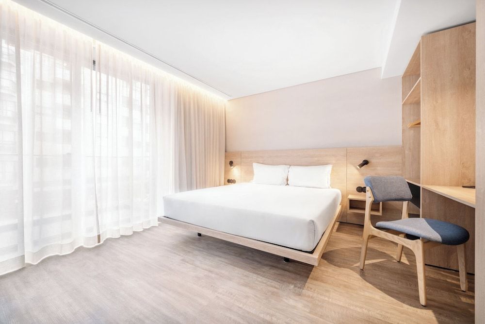 Moov Apartments Boavista Apartment, 1 Queen Bed, Balcony, City View 5