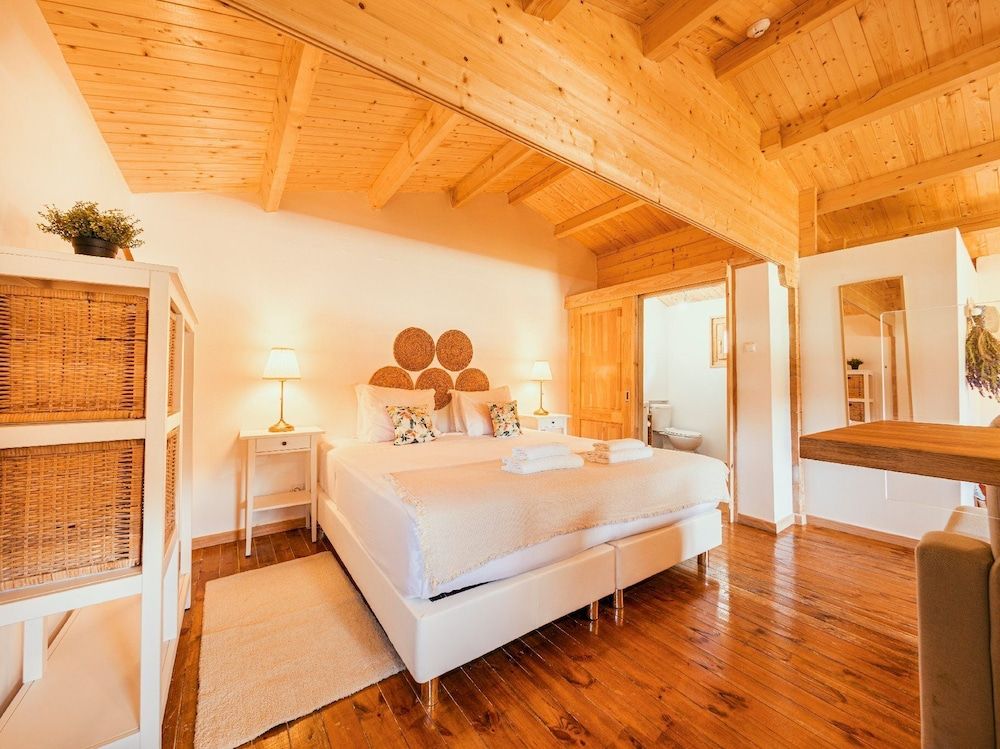 Chalet do Lago Bungalow Water Front - D'Oliva 13