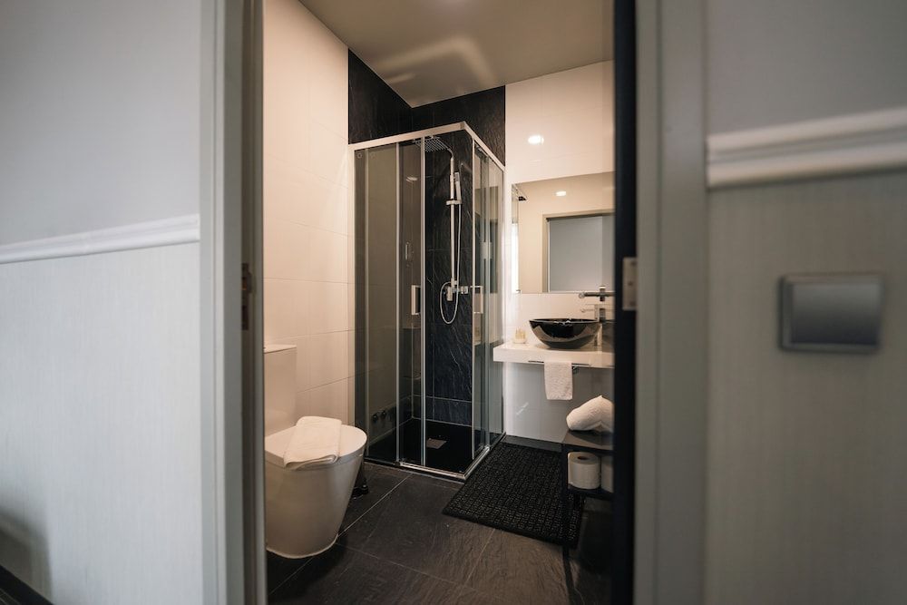 Santo Thyrso Villas Classic Double Room, Courtyard View 7