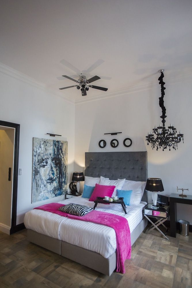 Royal Apartment