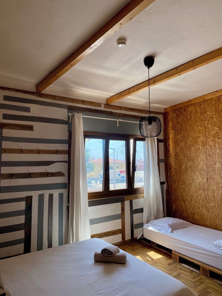 Eco Hostel - Tribo da Praia Basic Triple Room, City View 7