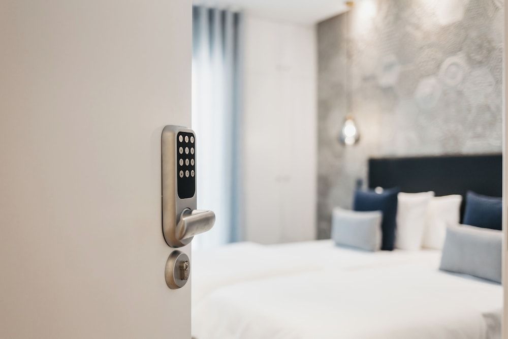 &Tales Suites - Óbidos Deluxe Double Room, Balcony, City View 3