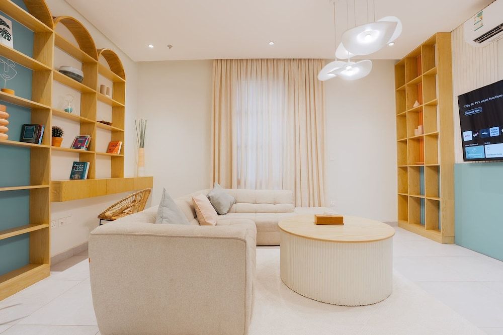 Two Bedroom Colorful & Exotic Flat in Alrabie