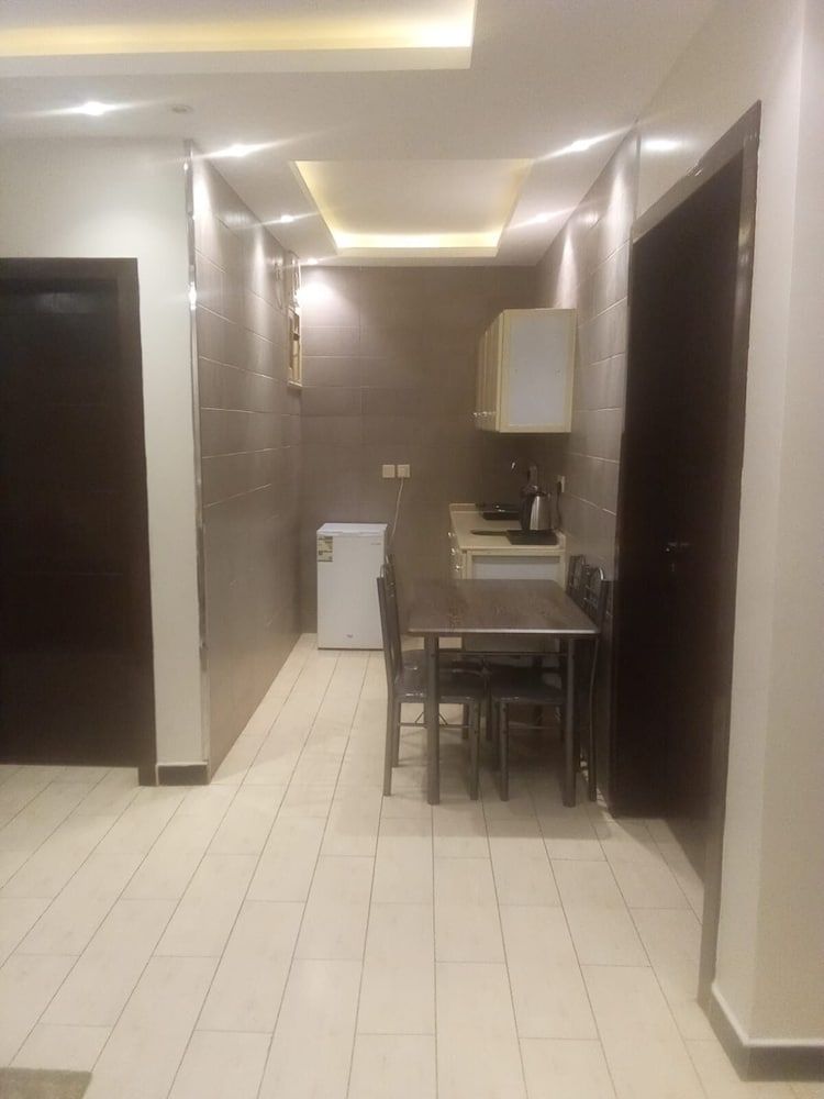 Ivana Hotel Suites Family Studio Suite 7