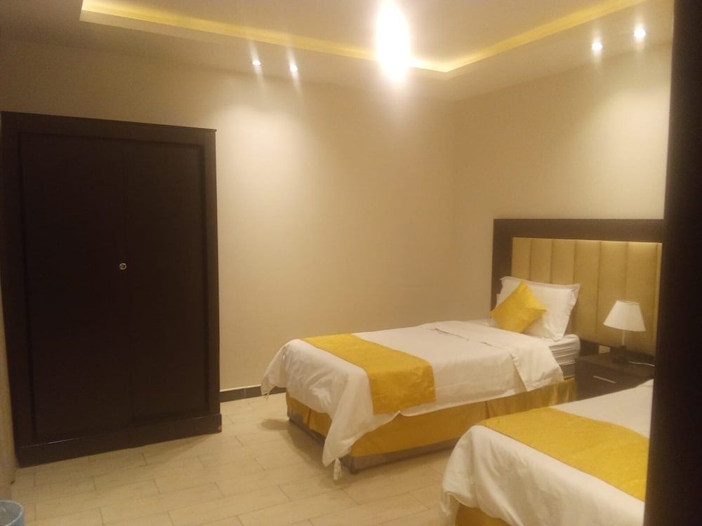 Ivana Hotel Suites Family Studio Suite 5