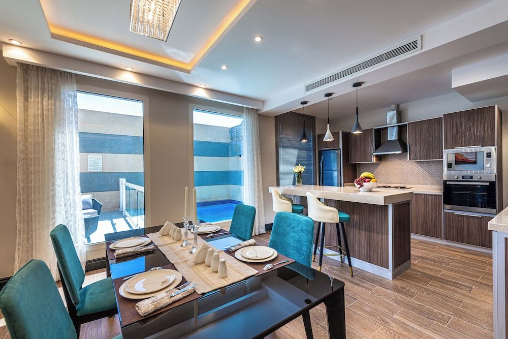 Renium Al Qairawan Resort - Riyadh Family Villa, Garden View, Poolside 19