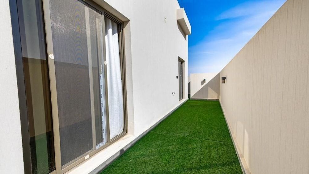 Luxurious Threebedroom Al Narjis Nayan Superior Apartment, Balcony, Garden View 3