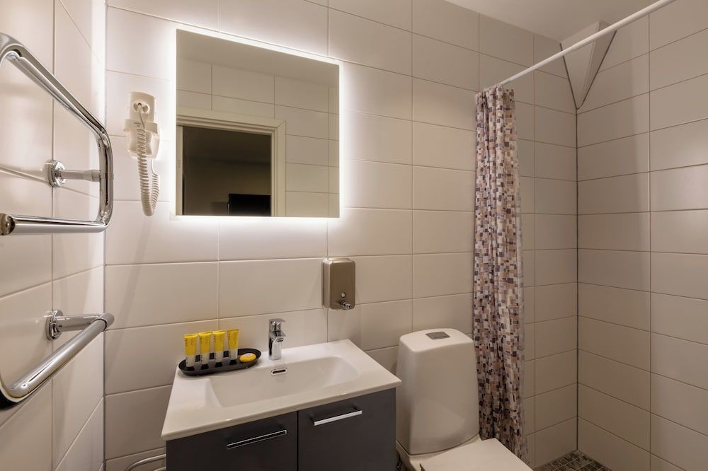 Bob W Stockholm Gamla Stan Pocket - No Windows 12