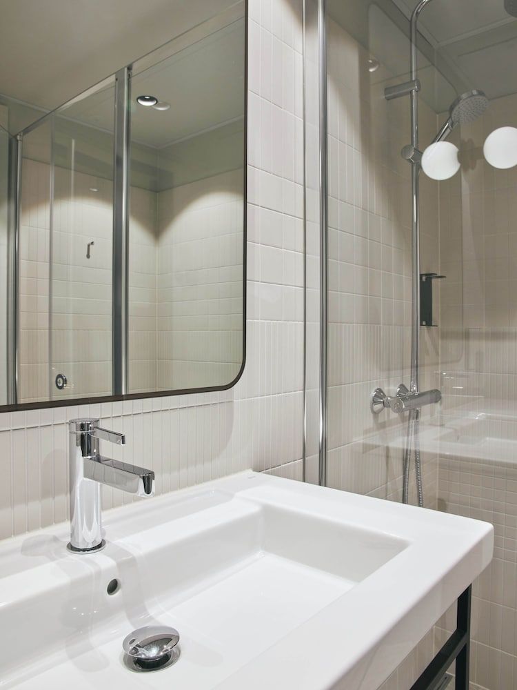 Stopover Falkenberg Standard Room, Multiple Beds, Non Smoking (King) 5