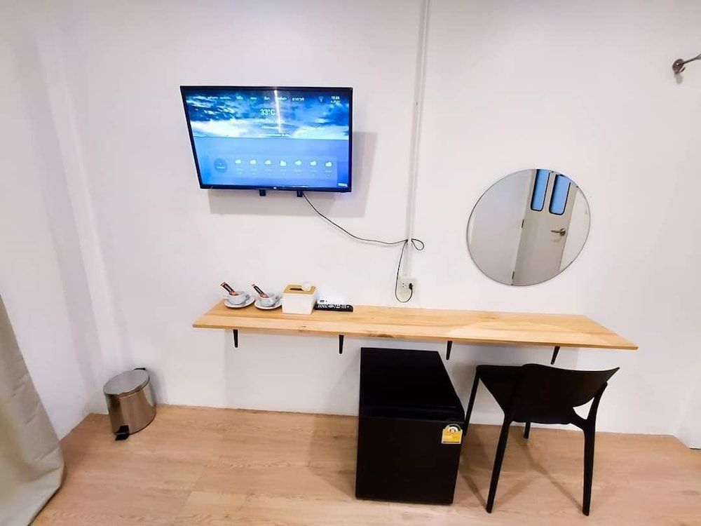 Matcha House Jomtien Pattaya Double Room with Private Bathroom 2