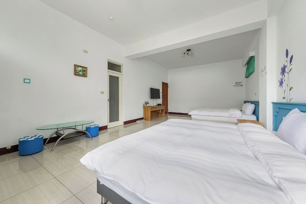 Metiyuan Garden View Quadruple Room 3