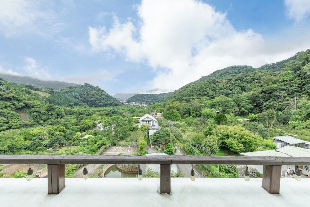 Metiyuan Mountain View Double Room 13