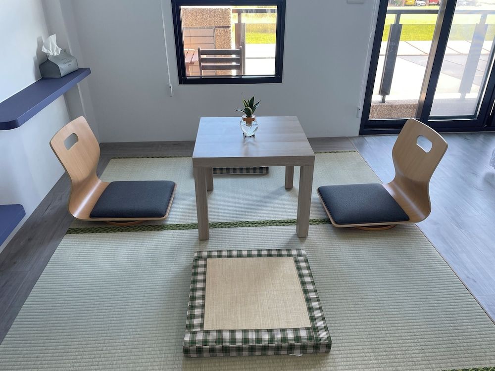 Blue Sea and Sunny B&B Standard Quadruple Room, Balcony, Lake View 5