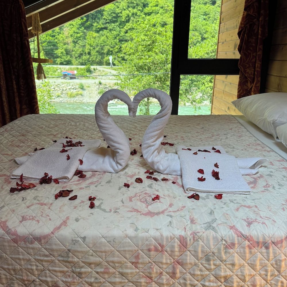 Pallas Suit Deluxe Duplex, River View 10