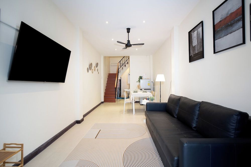House, 2 Double Beds