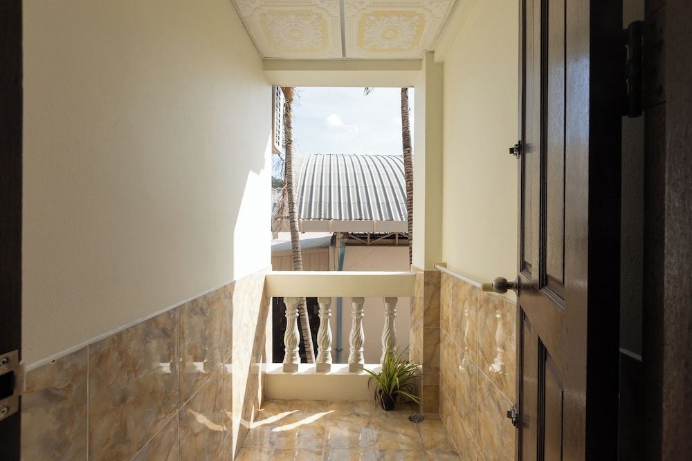 Kata Palace Phuket Hotel Deluxe Triple Room, Multiple Beds, Balcony 5