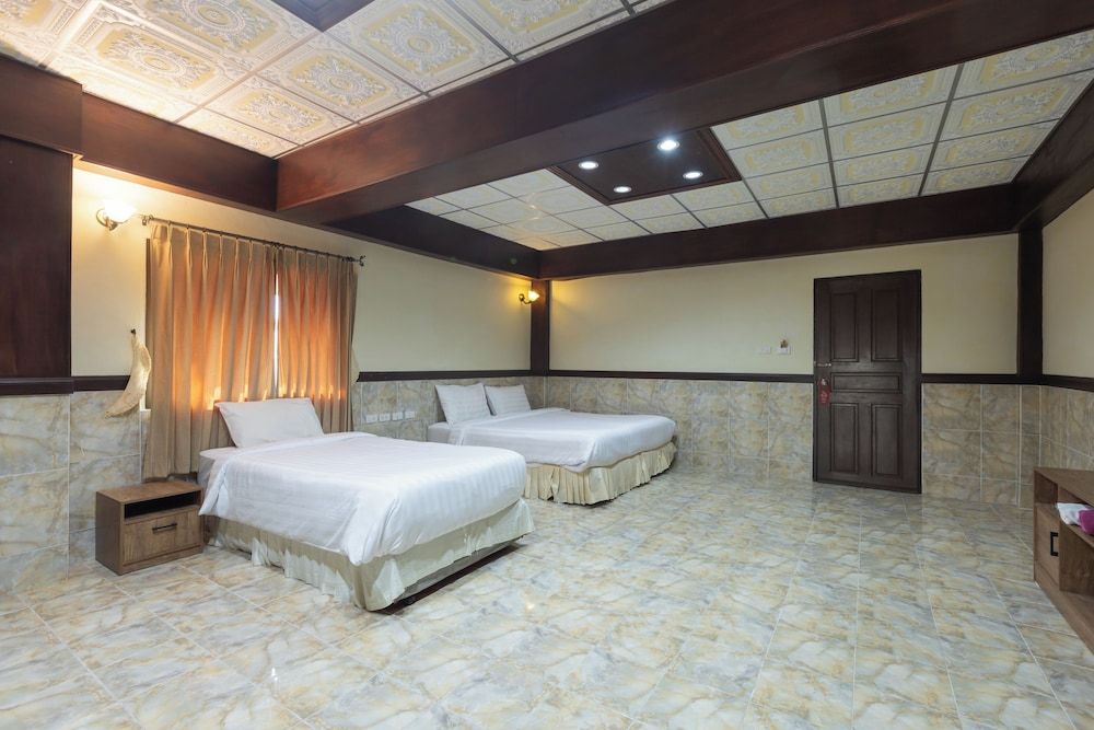 Kata Palace Phuket Hotel Deluxe Triple Room, Multiple Beds, Balcony 3