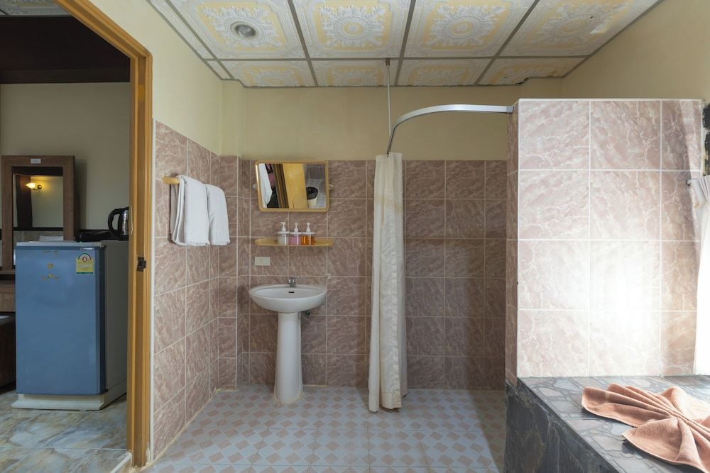 Kata Palace Phuket Hotel Deluxe Triple Room, Multiple Beds, Balcony 9