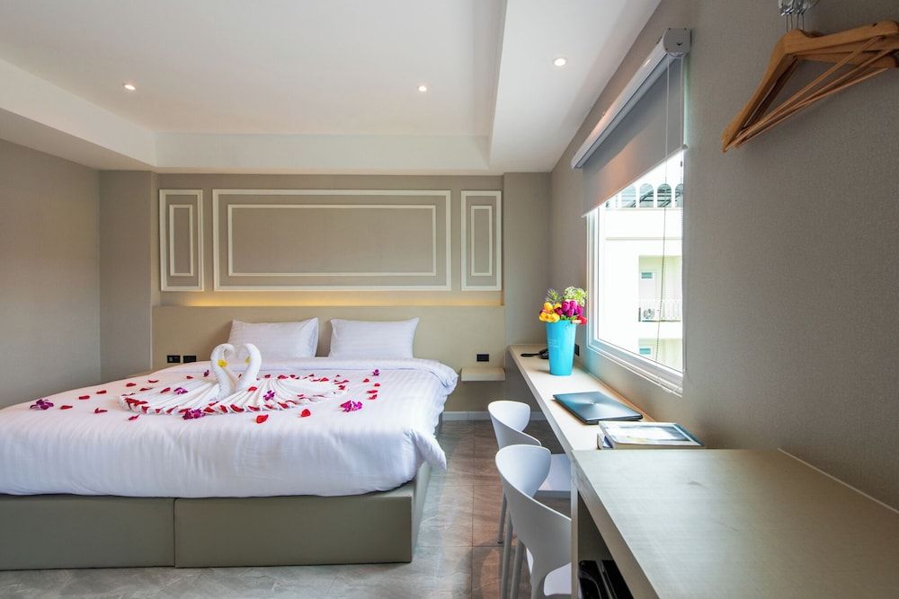 THE MOMENT Deluxe Double Room 4