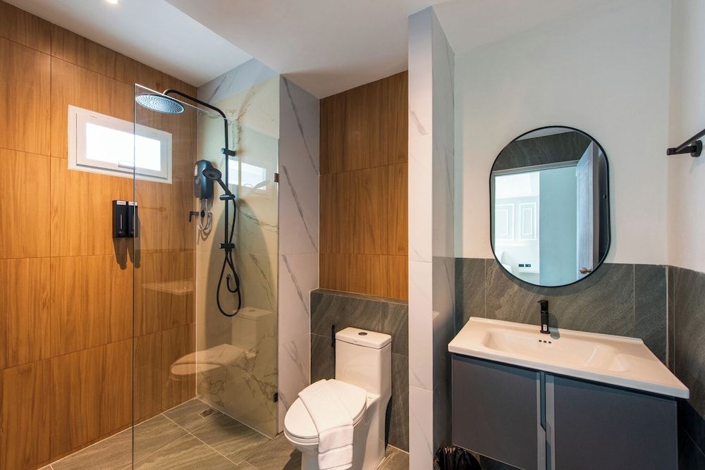 THE MOMENT Deluxe Double Room 8