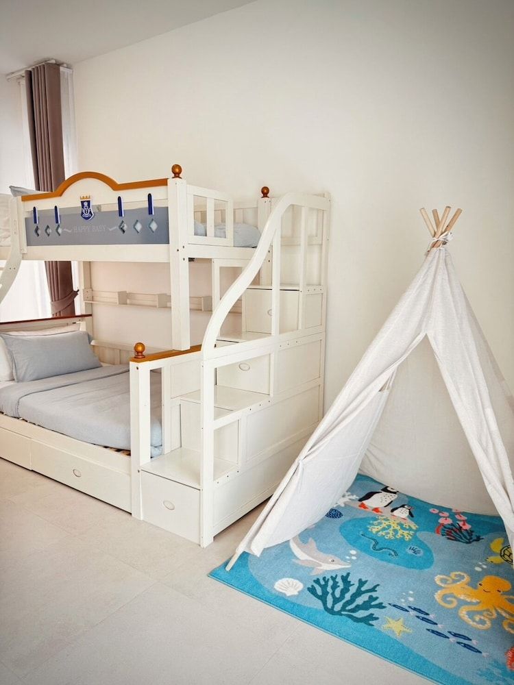 ASSA Pool Villa Jomtien Beach Pattaya Assa Pool Villa (Nanyn) 8 Adults 4 Childs 14