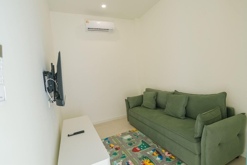 ASSA Pool Villa Jomtien Beach Pattaya Assa Pool Villa (Nanyn) 8 Adults 4 Childs 30