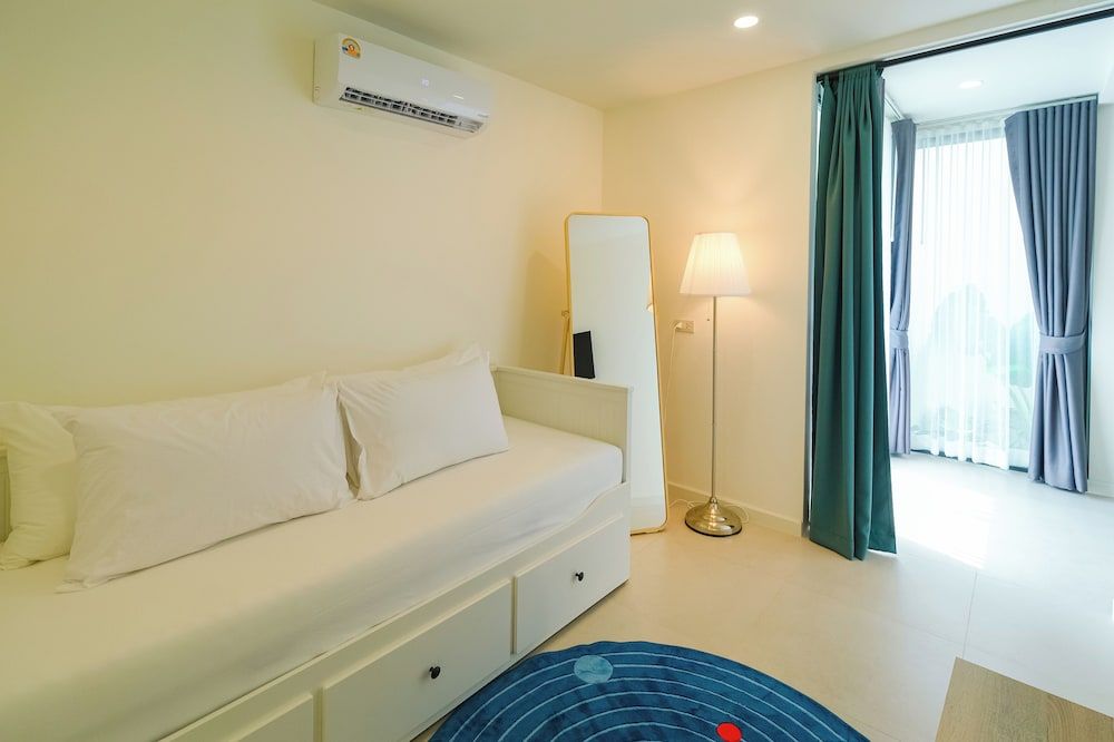 ASSA Pool Villa Jomtien Beach Pattaya Assa Pool Villa (Nanyn) 8 Adults 4 Childs 34