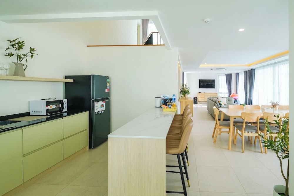 ASSA Pool Villa Jomtien Beach Pattaya Assa Pool Villa (Lilyn) 10 Adults 4 Childs 17