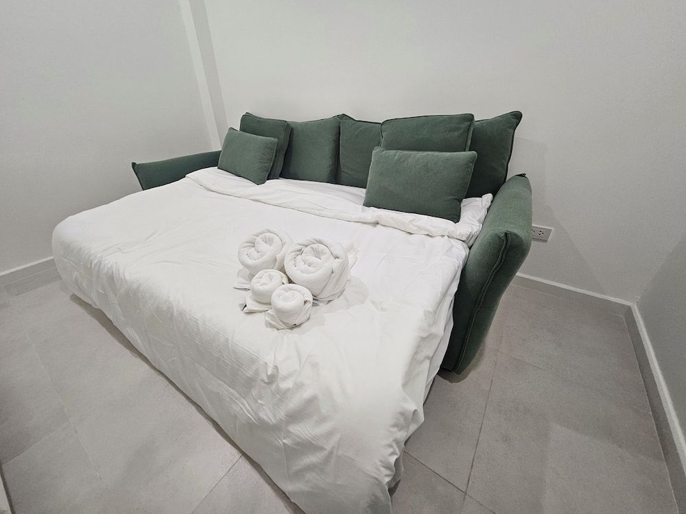 ASSA Pool Villa Jomtien Beach Pattaya Assa Pool Villa (Nanyn) 8 Adults 4 Childs 15