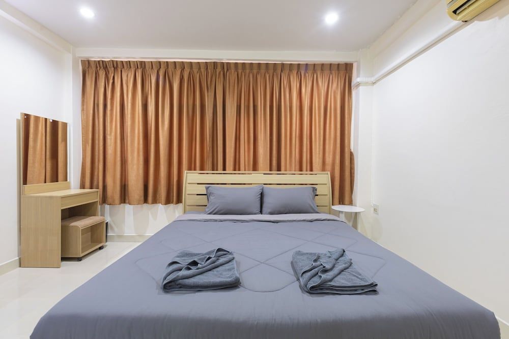 Sabai Stay Standard Single Room 5