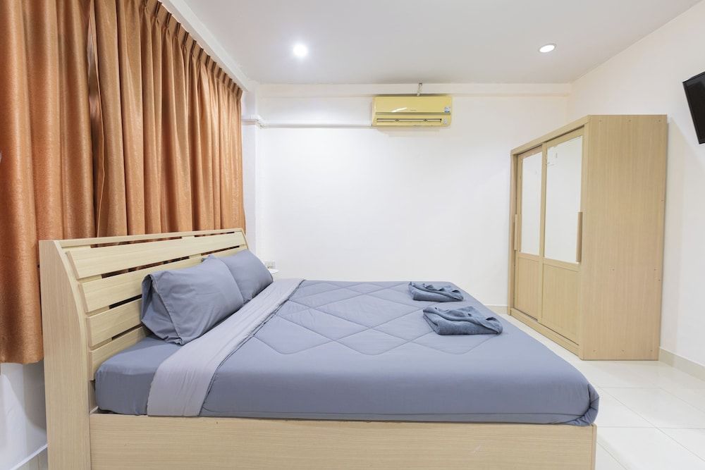 Sabai Stay Standard Single Room 4