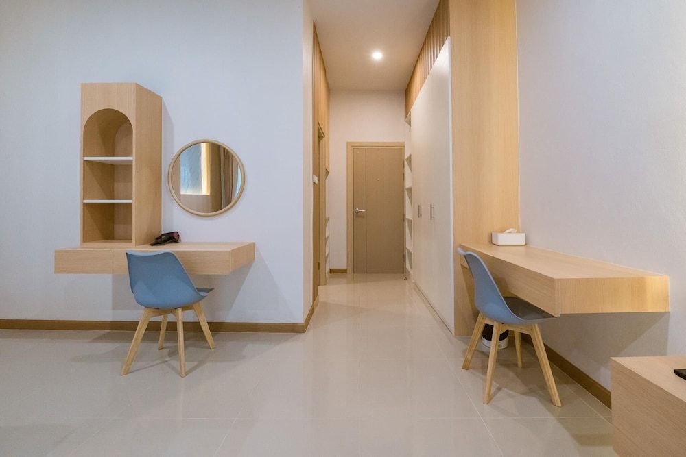 Vera Residences Deluxe Double Room, Balcony 5