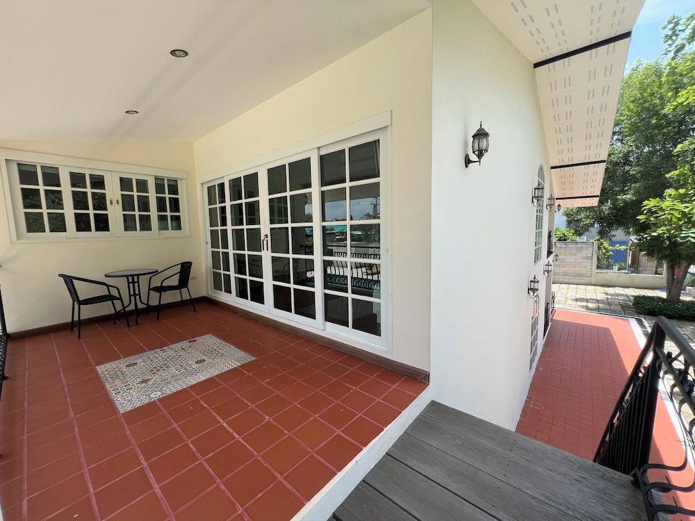Abobe ApartHotel Hua Hin Superior Apartment, 1 Bedroom, Balcony, Pool View 8