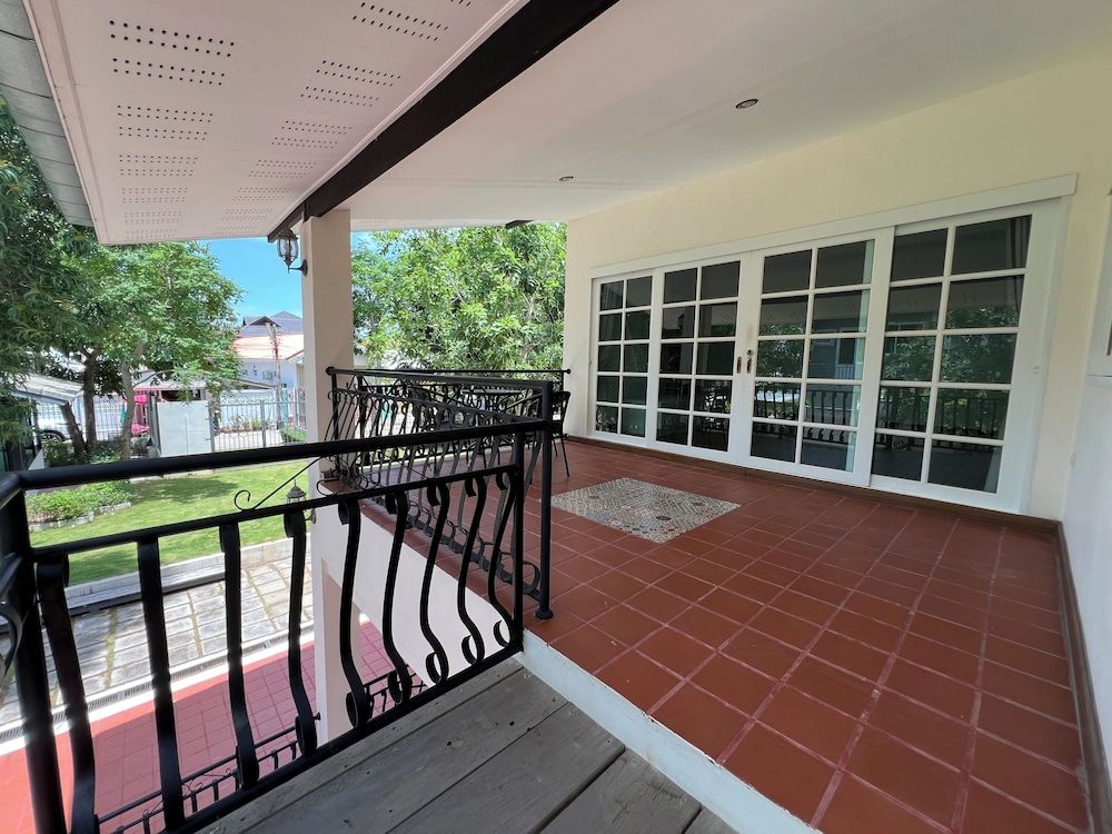 Abobe ApartHotel Hua Hin Superior Apartment, 1 Bedroom, Balcony, Garden View 7