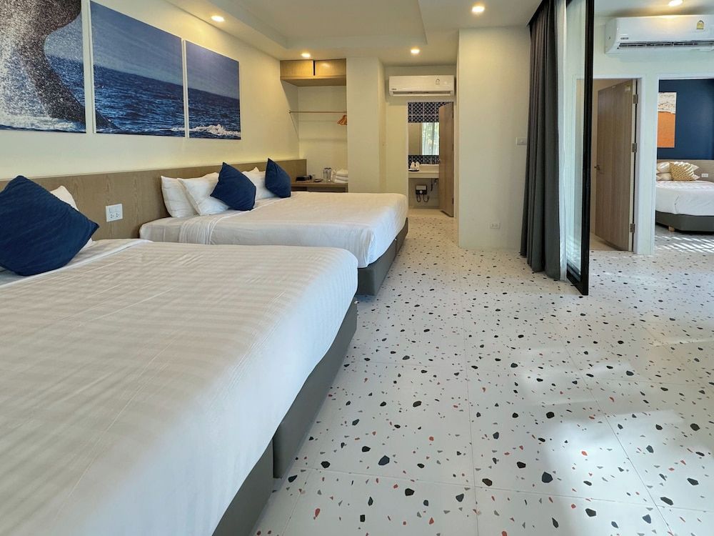 Seava Beach Family Room 3