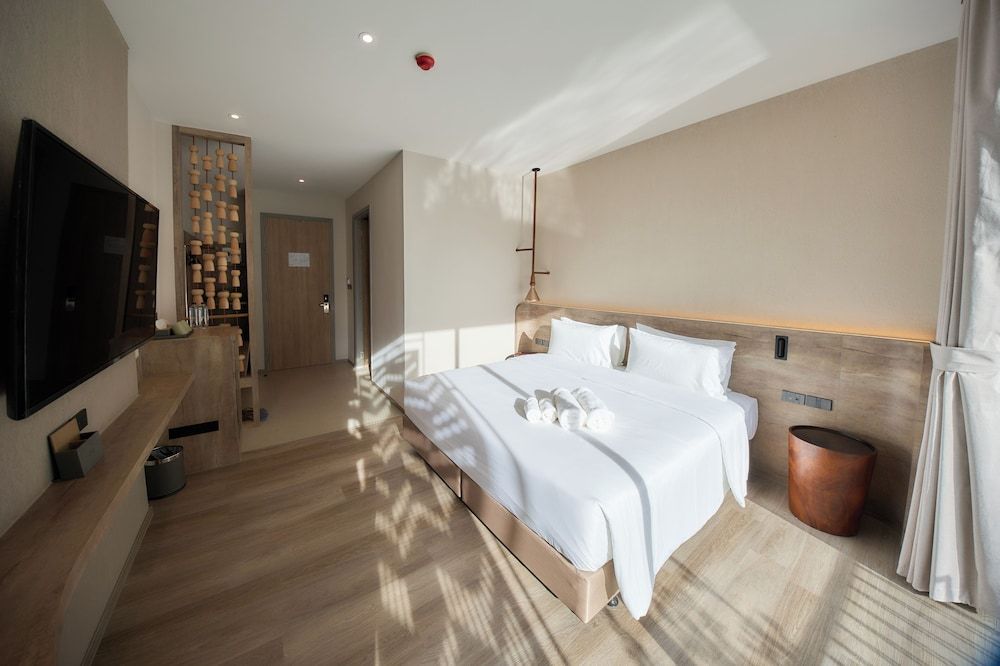 Superior Double Room, Pool View