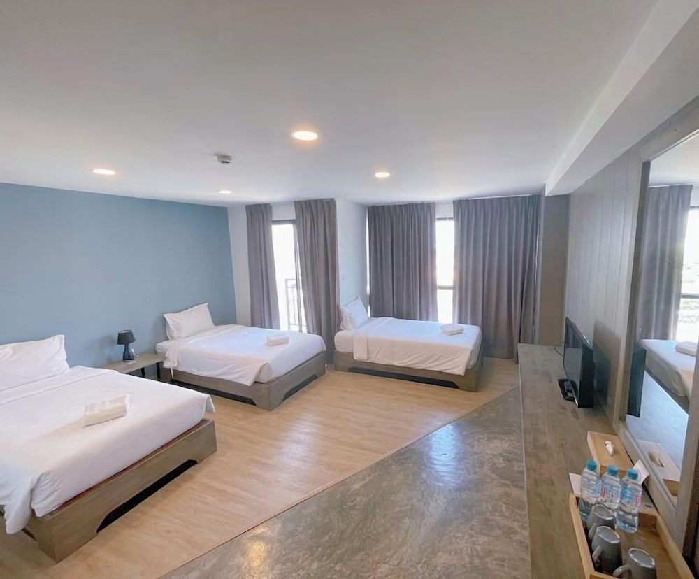 Superior Triple Room