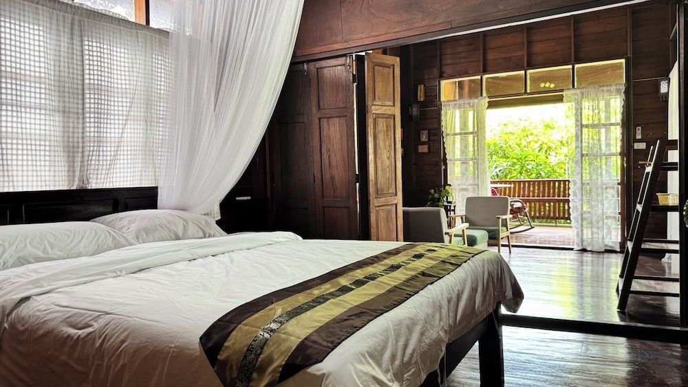 Was Na Yajai Standard Triple Room 11